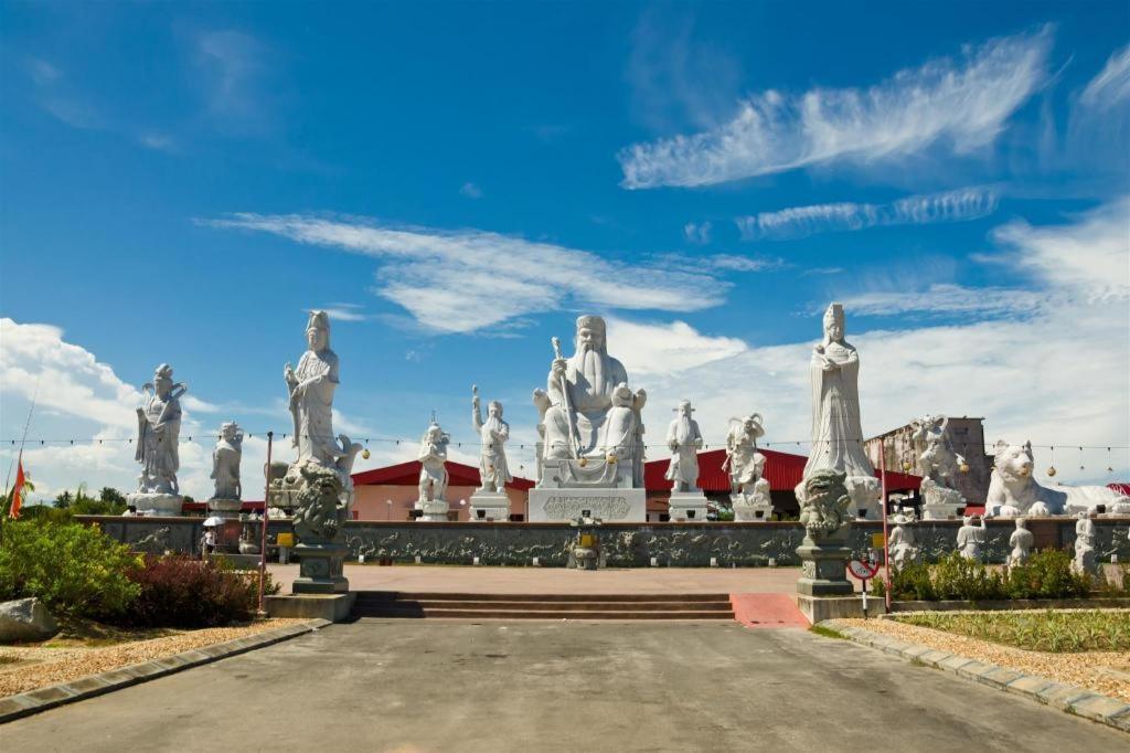 Oyo 1111 Harmony Stay Miri Exterior foto