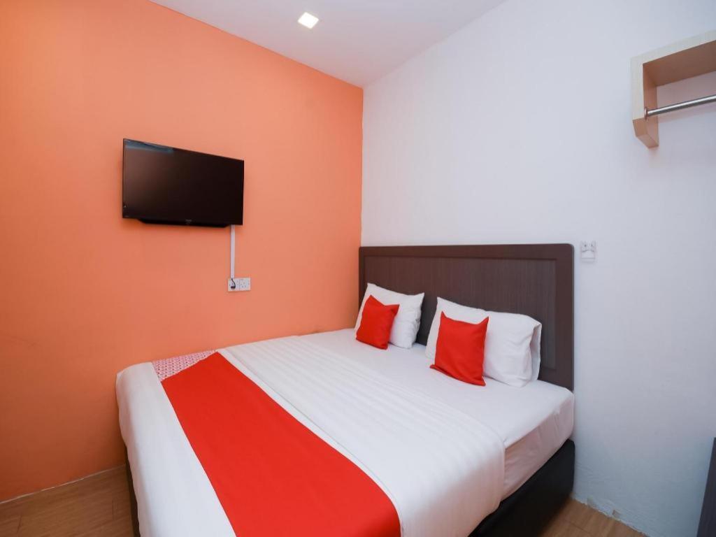 Oyo 1111 Harmony Stay Miri Exterior foto